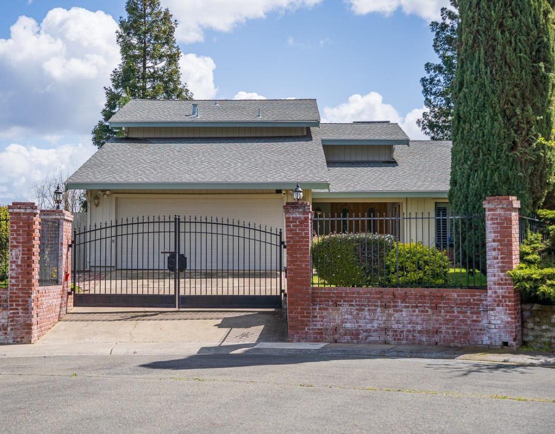 Amberwick Way, Citrus Heights, CA 95621