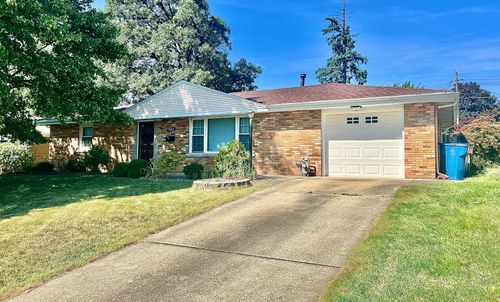 1347 Jeffery St, Bradley, IL, 60915-2046 | Card Image