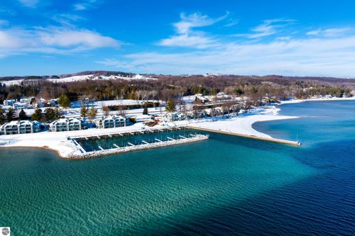 758 N Waypoint Cir, Suttons Bay, MI, 49682-9675 | Card Image