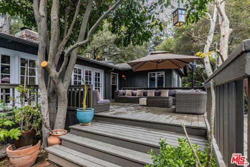 5228 Palm Dr, La Canada Flintridge, CA, 91011 | Card Image