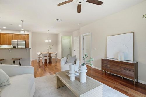 309-4388 El Camino Real, Los Altos, CA, 94022 | Card Image