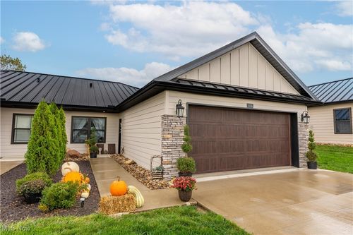 1009 Sycamore Ln, Millersburg, OH, 44654-1516 | Card Image