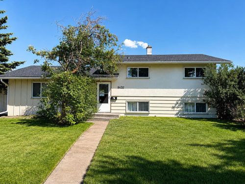 8432 Elbow Dr Sw, Calgary, AB, T2V1K7 | Card Image