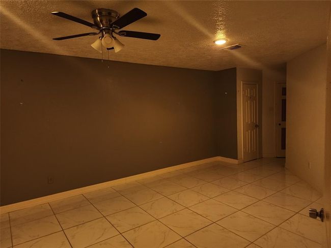 Primary Bedroom | Image 8