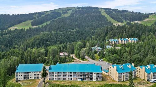 28600 N Mt Spokane Park Dr, Mead, WA, 99021-8747 | Card Image