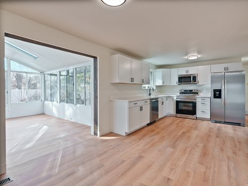 6838 S Lexington Dr, West Jordan, UT, 84084-2348 | Card Image