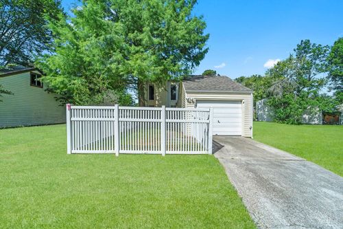 13053 Vega Ct, Willis, TX, 77318-5088 | Card Image