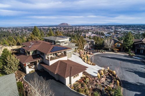 1834 Sw Turnberry Pl, Bend, OR, 97702-3153 | Card Image