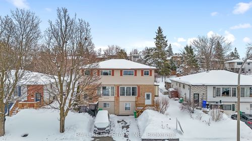 2048 Walker Ave, Peterborough, ON, K9L1S1 | Card Image