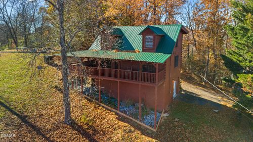 1086 Sharp Hollow Rd, Sevierville, TN, 37862-7504 | Card Image