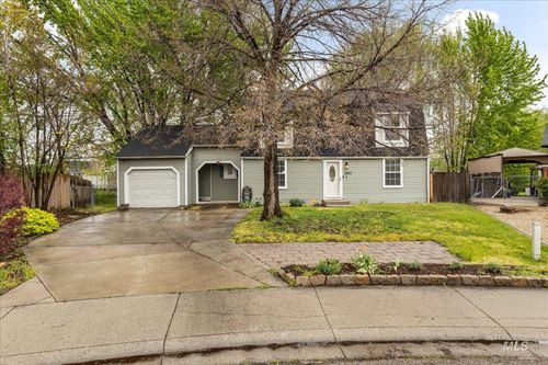2852 Nw 14th St, Meridian, ID, 83646-3124 | Card Image