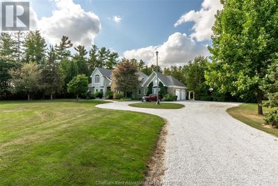 9677 Pioneer Line, House other with 4 bedrooms, 4 bathrooms and null parking in Chatham ON | Image 2