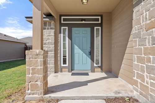 2030 Olivia Dr, New Braunfels, TX, 78130-0471 | Card Image