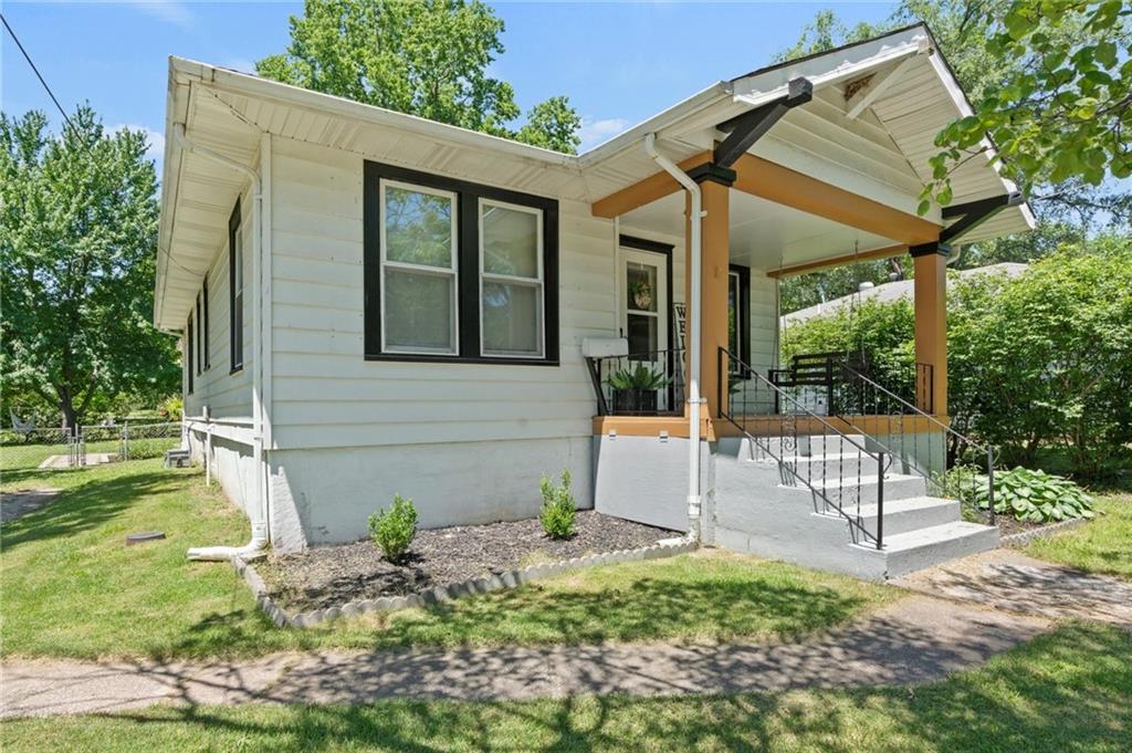 Camden St, Richmond, MO 64085