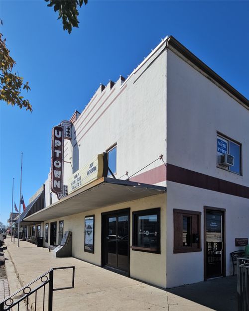 218 Main St, Marble Falls, TX, 78654-5713 | Card Image