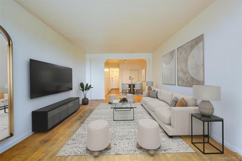 6j-67-87 Booth St, Forest Hills, NY, 11375-3122 | Card Image