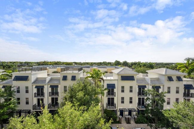 APT-541 - 510 Nw 84 Th Ave, Condo with 2 bedrooms, 2 bathrooms and null parking in Plantation FL | Image 9