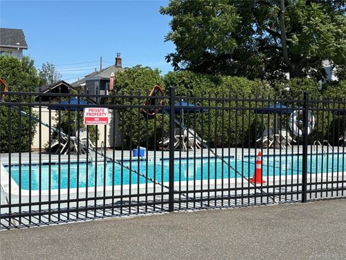 apt-206-2 Fowler Ave, Lynbrook, NY, 11563-2004 | Card Image