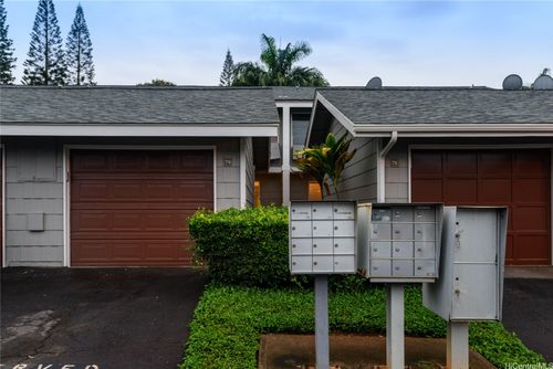 79-94-1030 Anania Cir, Mililani, HI, 96789-2054 | Card Image