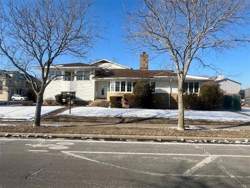 147-16 Rockaway Beach Blvd, Neponsit, NY, 11694 | Card Image