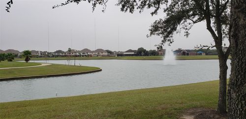 2702 Golden Hills Ct, Fresno, TX, 77545-1300 | Card Image