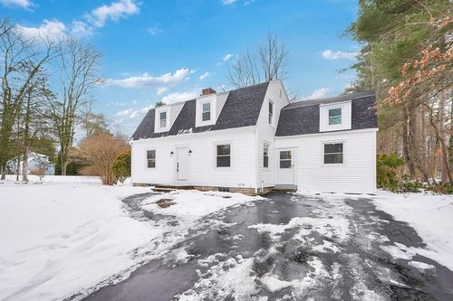 36 Silver St, South Hadley, MA, 01075-1616 | Card Image