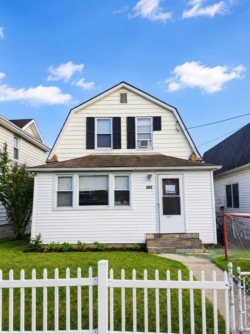 485 5th Ave, Cedarhurst, NY, 11516-1538 | Card Image