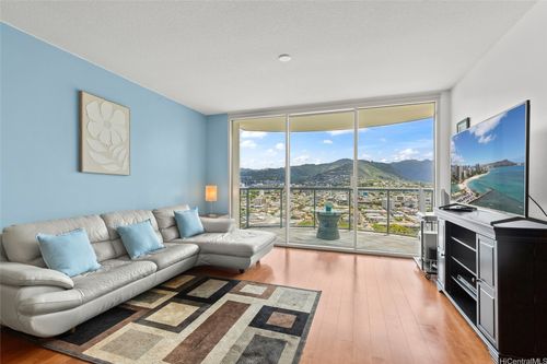 apt-2209-1837 Kalakaua Ave, Honolulu, HI, 96815-1561 | Card Image