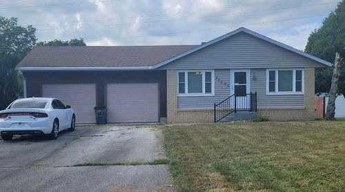 30805 Lincoln Dr, Granger, IN, 46530-9356 | Card Image