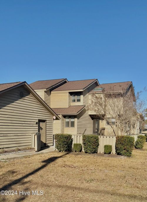 305-125 Egret Ct, Hampstead, NC, 28443-2427 | Card Image