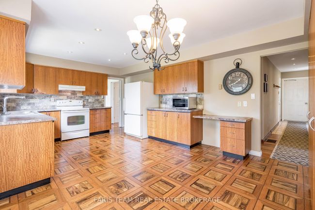 3057 Concession Rd 4, House other with 5 bedrooms, 4 bathrooms and 6 parking in Loretto ON | Image 6