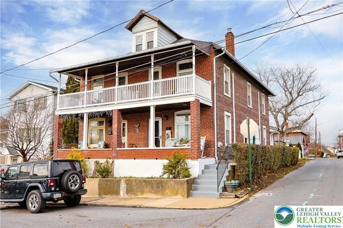 127 Stark St, NORTHAMPTON, PA, 18067-1470 | Card Image