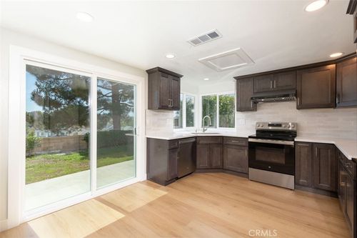 21981 Birchwood, Mission Viejo, CA, 92692-4229 | Card Image