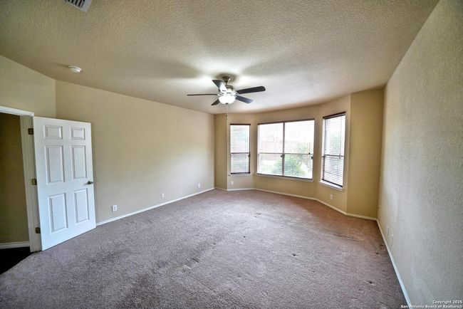 9022 Anderson Blf, House other with 5 bedrooms, 4 bathrooms and null parking in Converse TX | Image 25