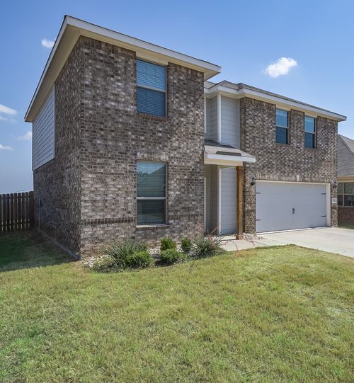 7525 Pleasant Oaks Dr, Fort Worth, TX, 76120-1732 | Card Image