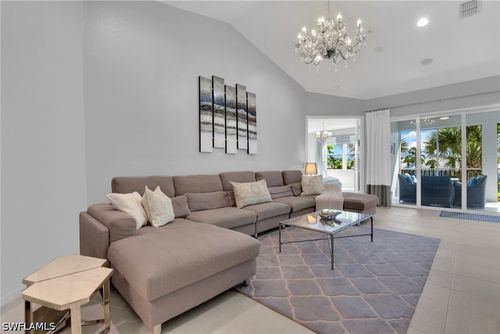 m202-4650 Hawks Nest Way, Naples, FL, 34114-0836 | Card Image