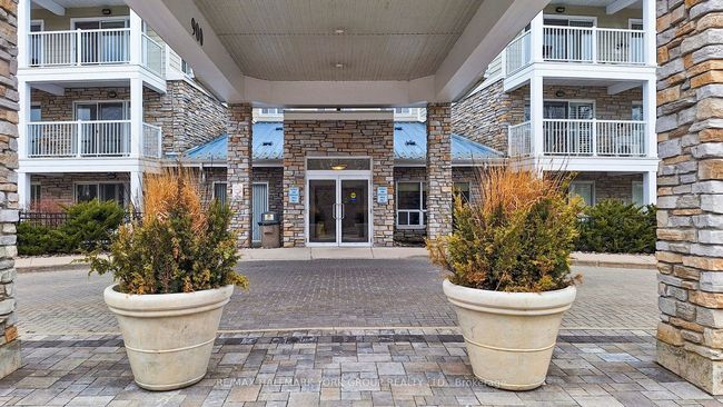 227 - 900 Bogart Mill Trail, Condo with 2 bedrooms, 2 bathrooms and 1 parking in Newmarket ON | Image 5