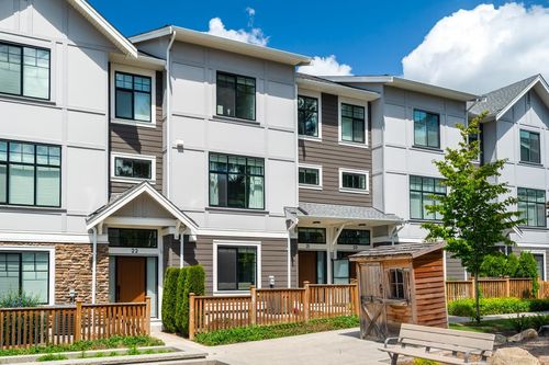 21-20261 72b Ave, Langley, BC, V2Y3M8 | Card Image