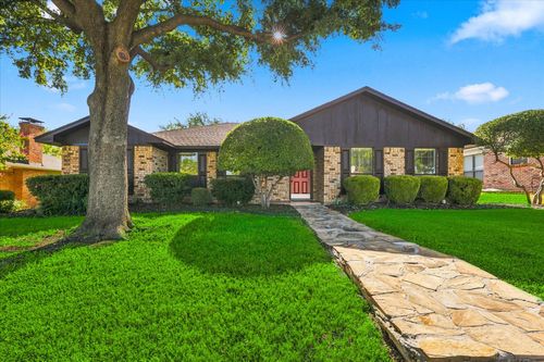 1903 Big Sky Dr, Lewisville, TX, 75077-7527 | Card Image