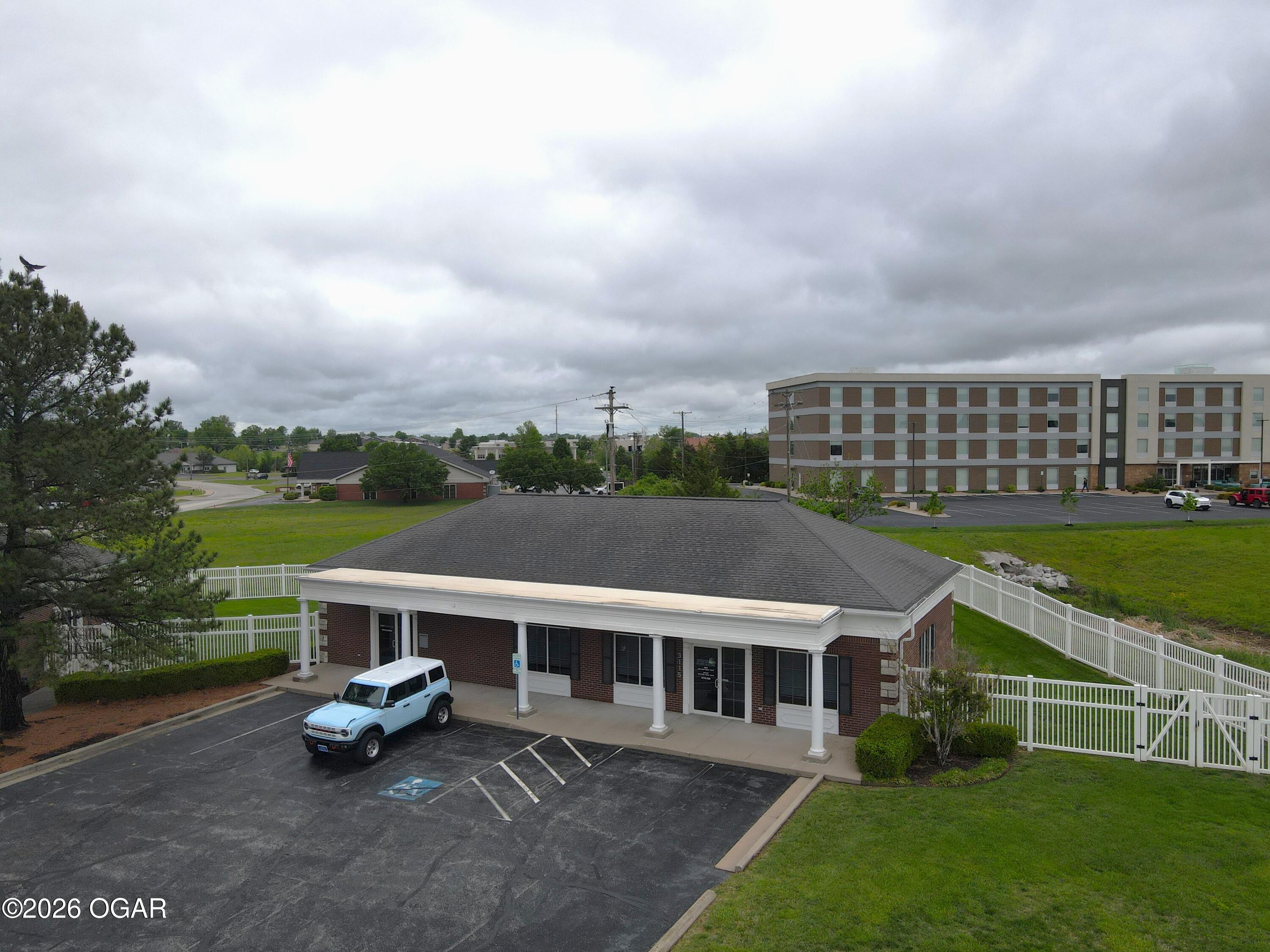 3115 Arizona Ave, Joplin, MO 64804