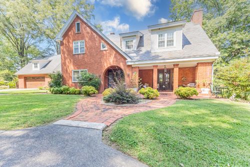 1533 Springbrook Rd, Alcoa, TN, 37701-2061 | Card Image