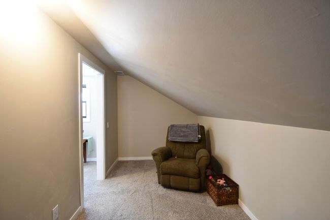 nursing/play area/possible walk-in closet | Image 17