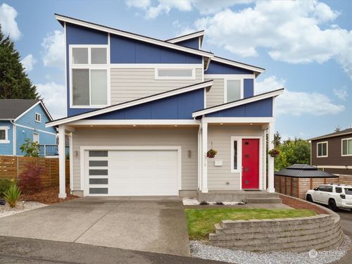 2319 S 135th Lane, SeaTac, WA, 98168 | Card Image