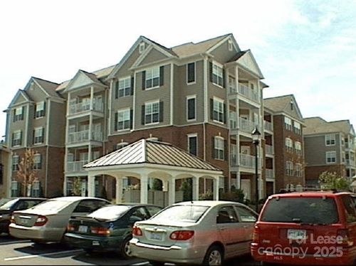 3232 Margellina Dr, Charlotte, NC, 28210-4086 | Card Image