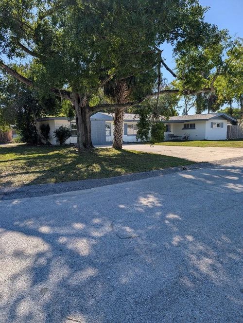1501 7th St Se, WINTER HAVEN, FL, 33880-4514 | Card Image