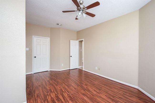 APT-173 - 8888 Benning Dr, Townhouse with 3 bedrooms, 3 bathrooms and 2 parking in Houston TX | Image 24