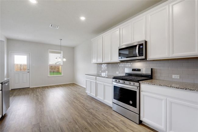 121 Nettletree Dr, House other with 3 bedrooms, 3 bathrooms and 2 parking in Buda TX | Image 10