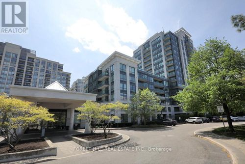 218-30 North Park Road, Vaughan (Beverley Glen), ON, L4J0G6 | Card Image