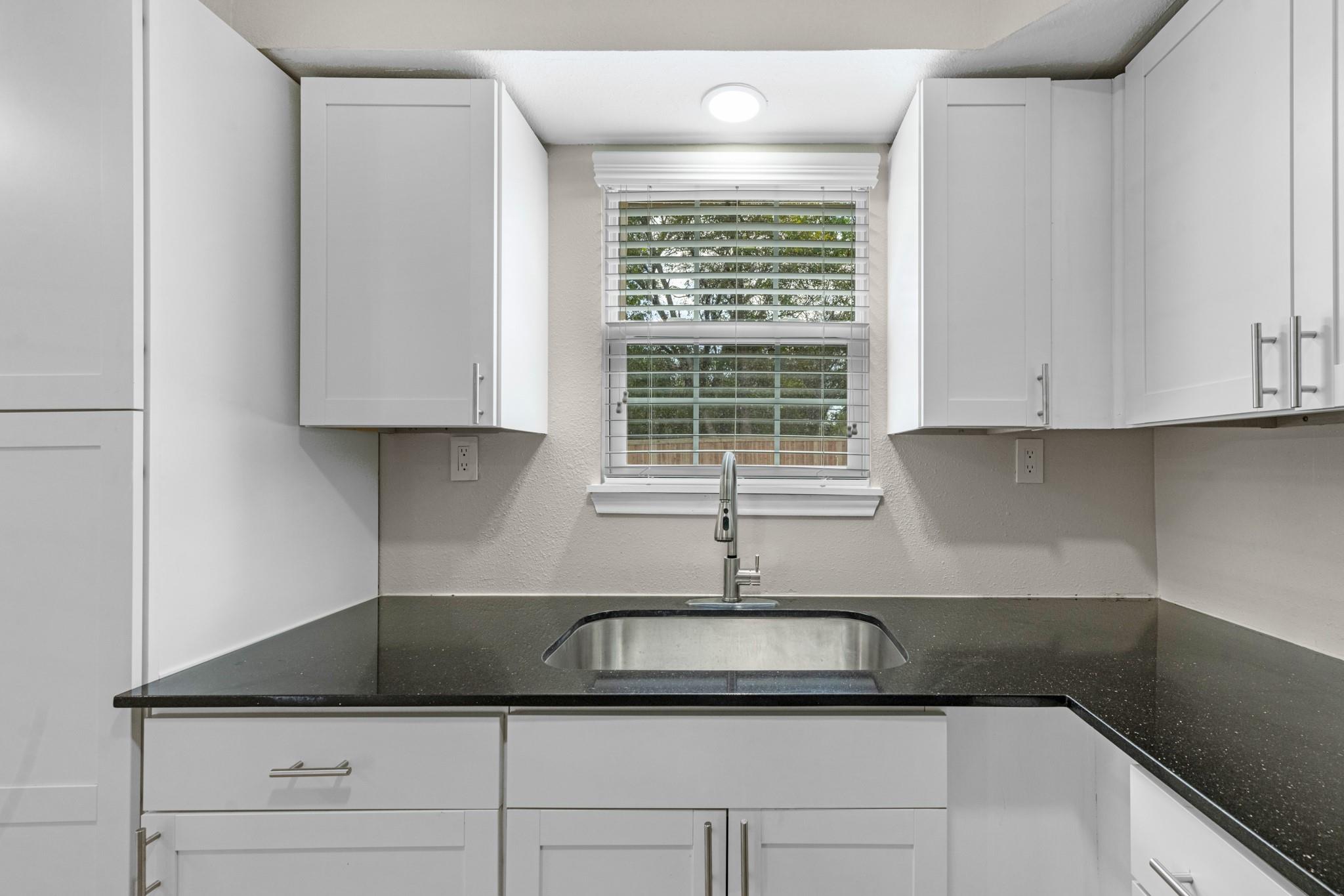 Residential Lease in Pearland 5