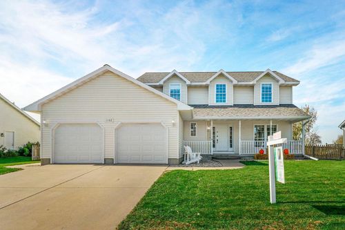 1102 N Fairbrook Drive, WAUNAKEE, WI, 53597 | Card Image